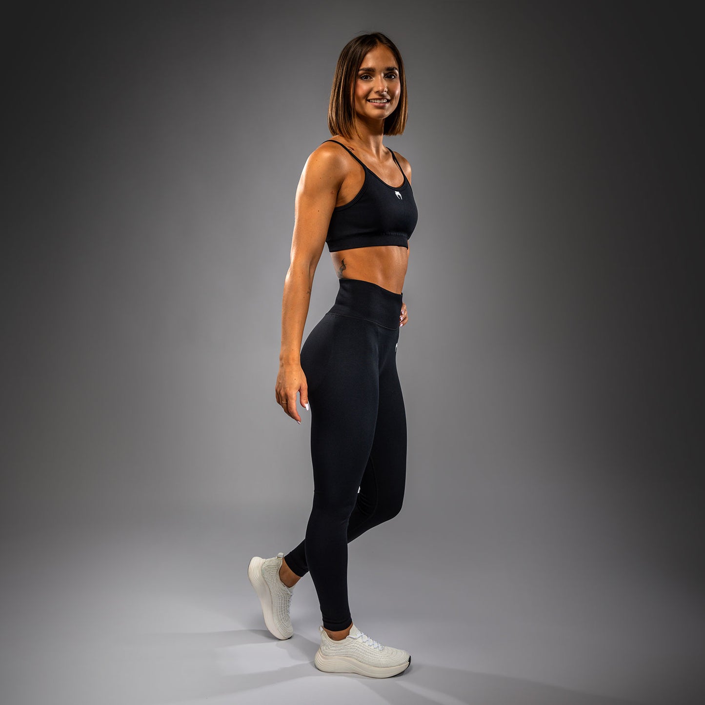 Venum Sculpt Women’s Sports Bra - Black/White