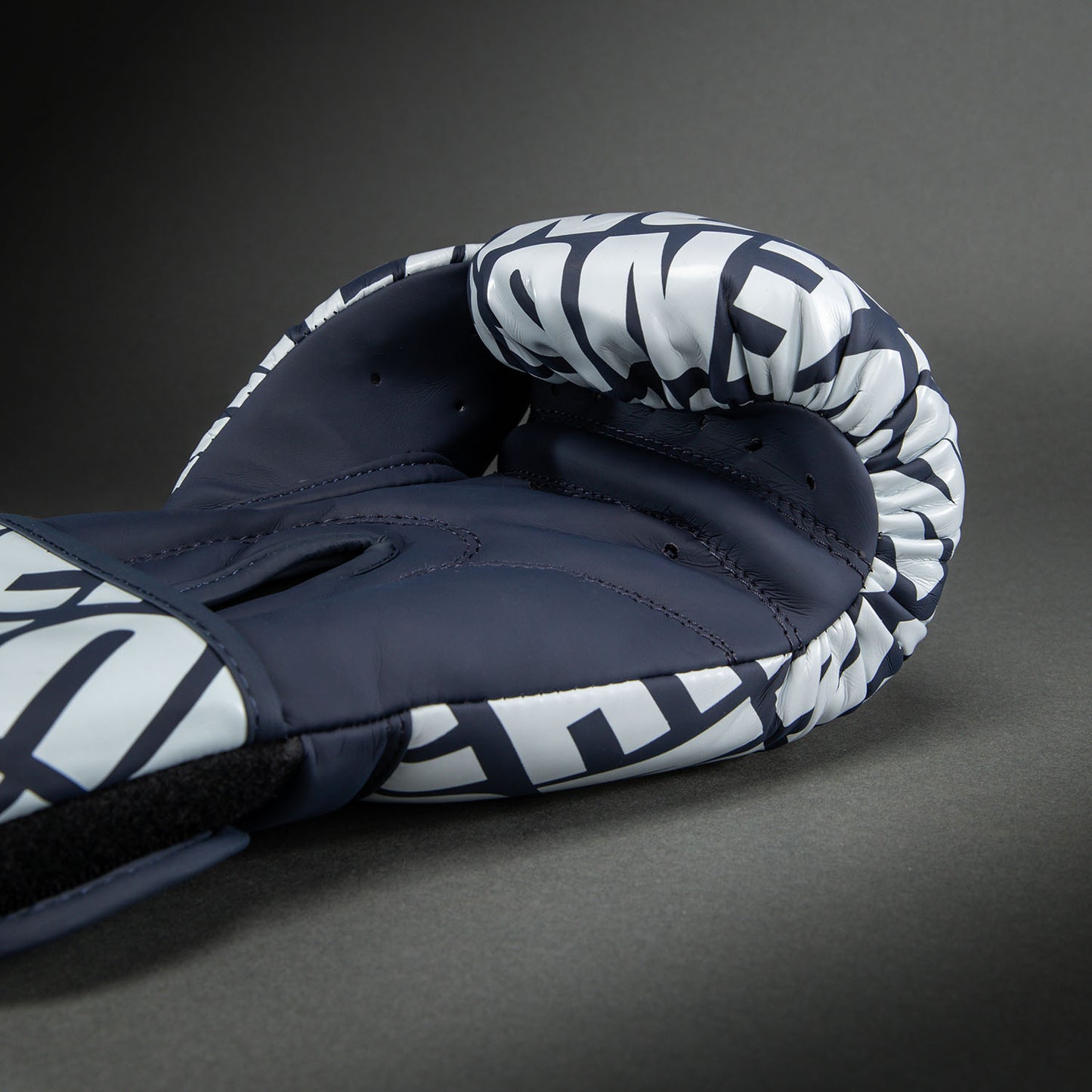 Venum Contender 1.5XT Boxing Gloves - Dark Navy/Off White