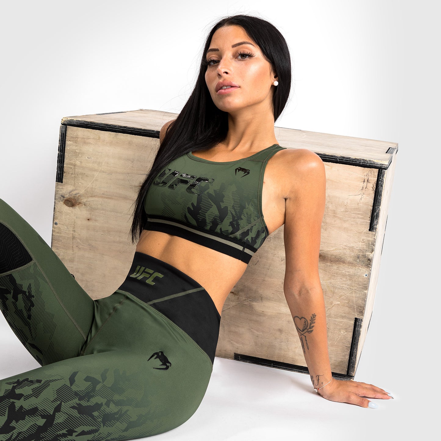 UFC Venum Authentic Fight Week Women's Performance Tight - Khaki