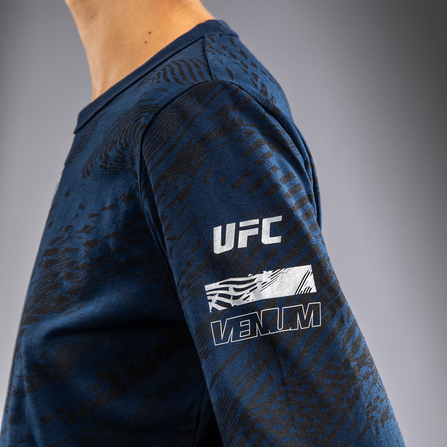 UFC Fusion by Venum Fight Week Women’s Long Sleeve Cotton T-Shirt - Oceanic Blue