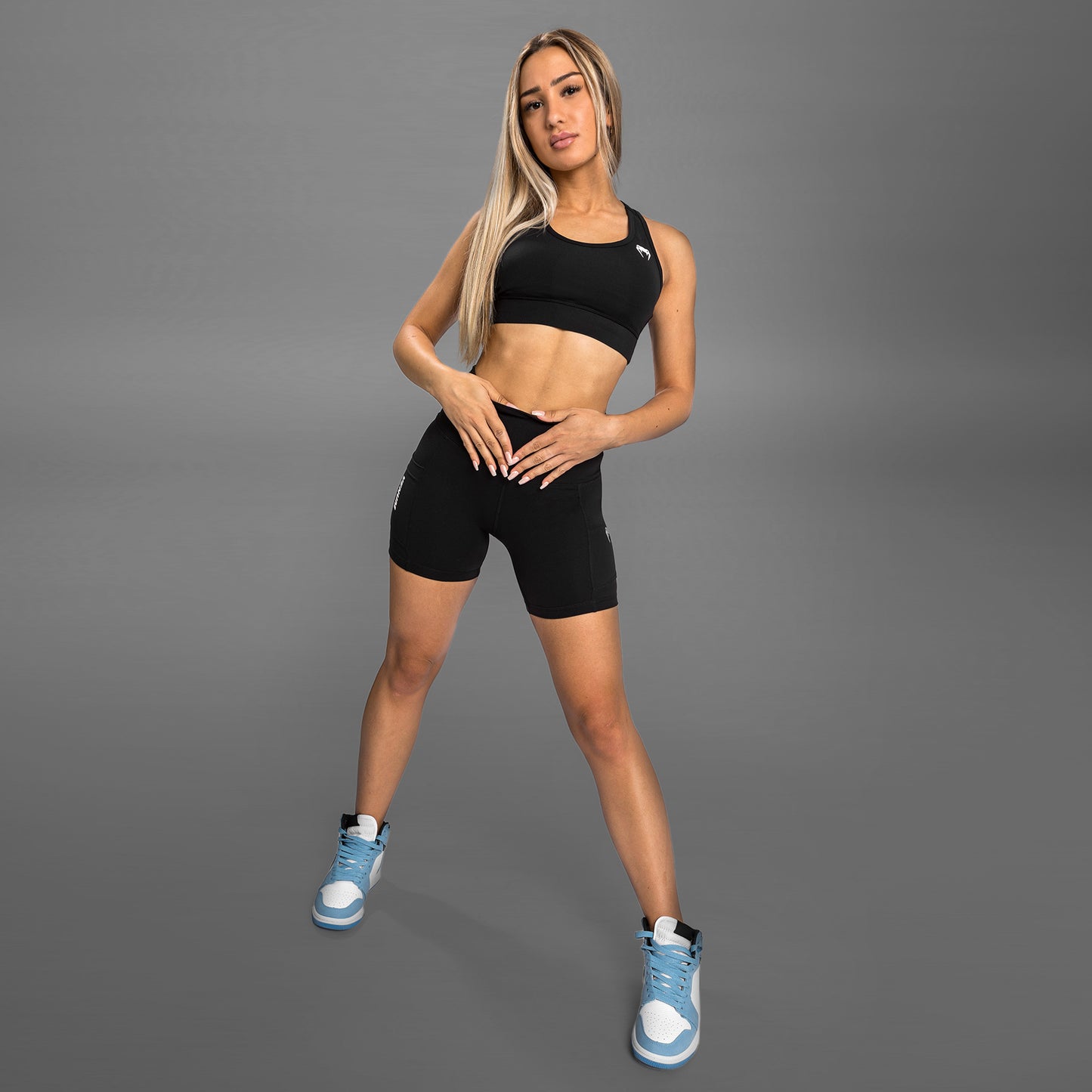 Venum Essential Medium Impact Sport Bras - Black