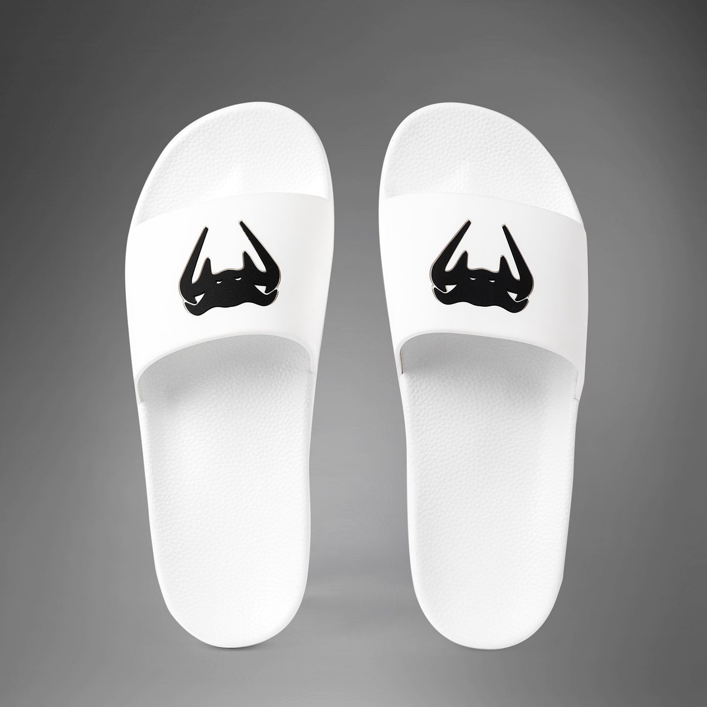 Venum Classic Slides - White/Black