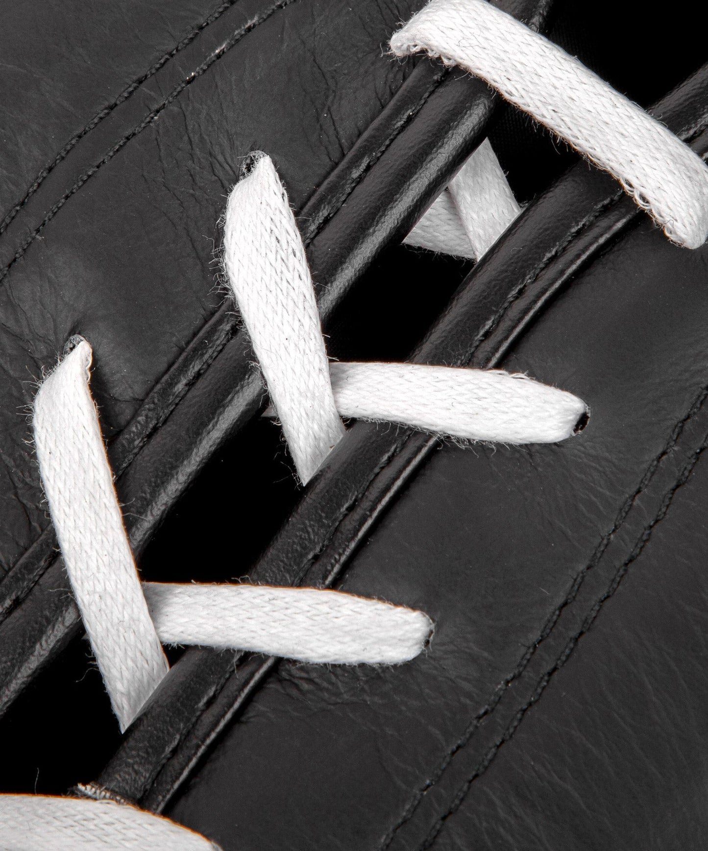 Venum Hammer Pro Boxing Gloves - With Laces - Black/White