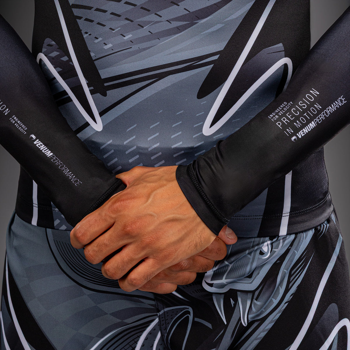 Venum Crimson Viper 2.0 Long Sleeve Rashguard - Black/Grey