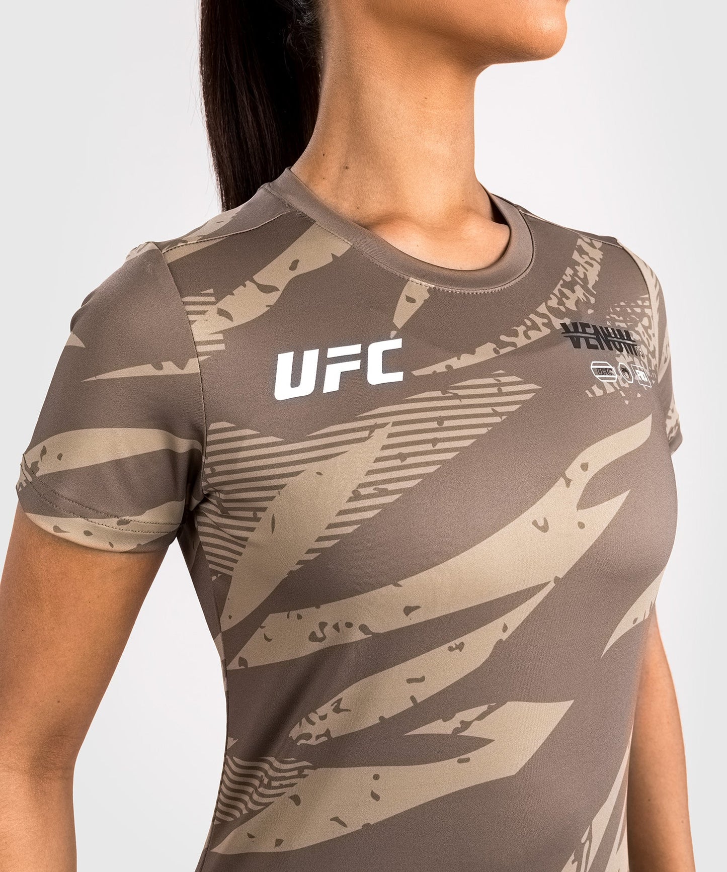 UFC Adrenaline by Venum Fight Week Women’s Dry-Tech T-shirt - Desert Camo