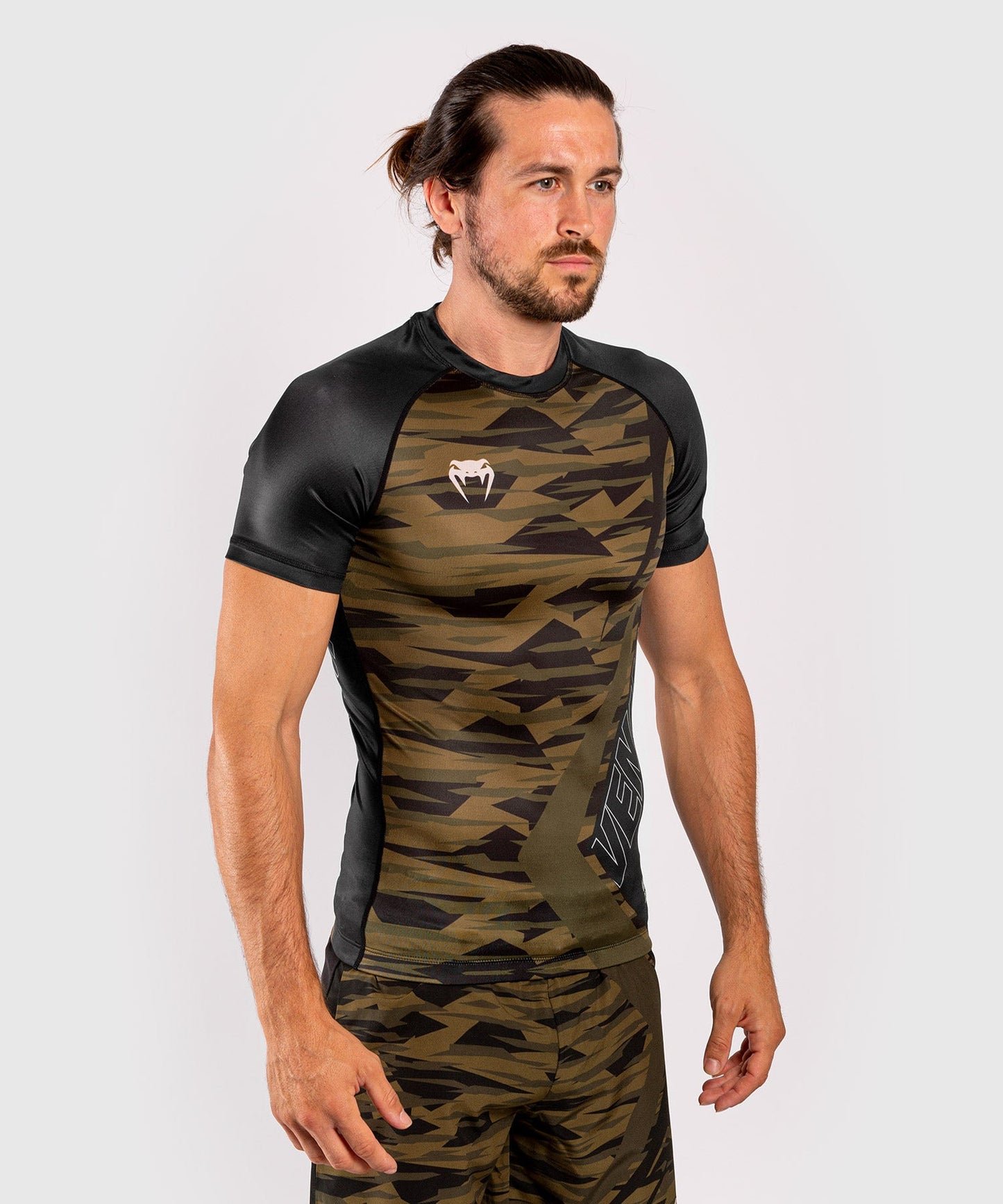 Venum Contender 5.0 Rashguard - Short sleeves - Khaki camo