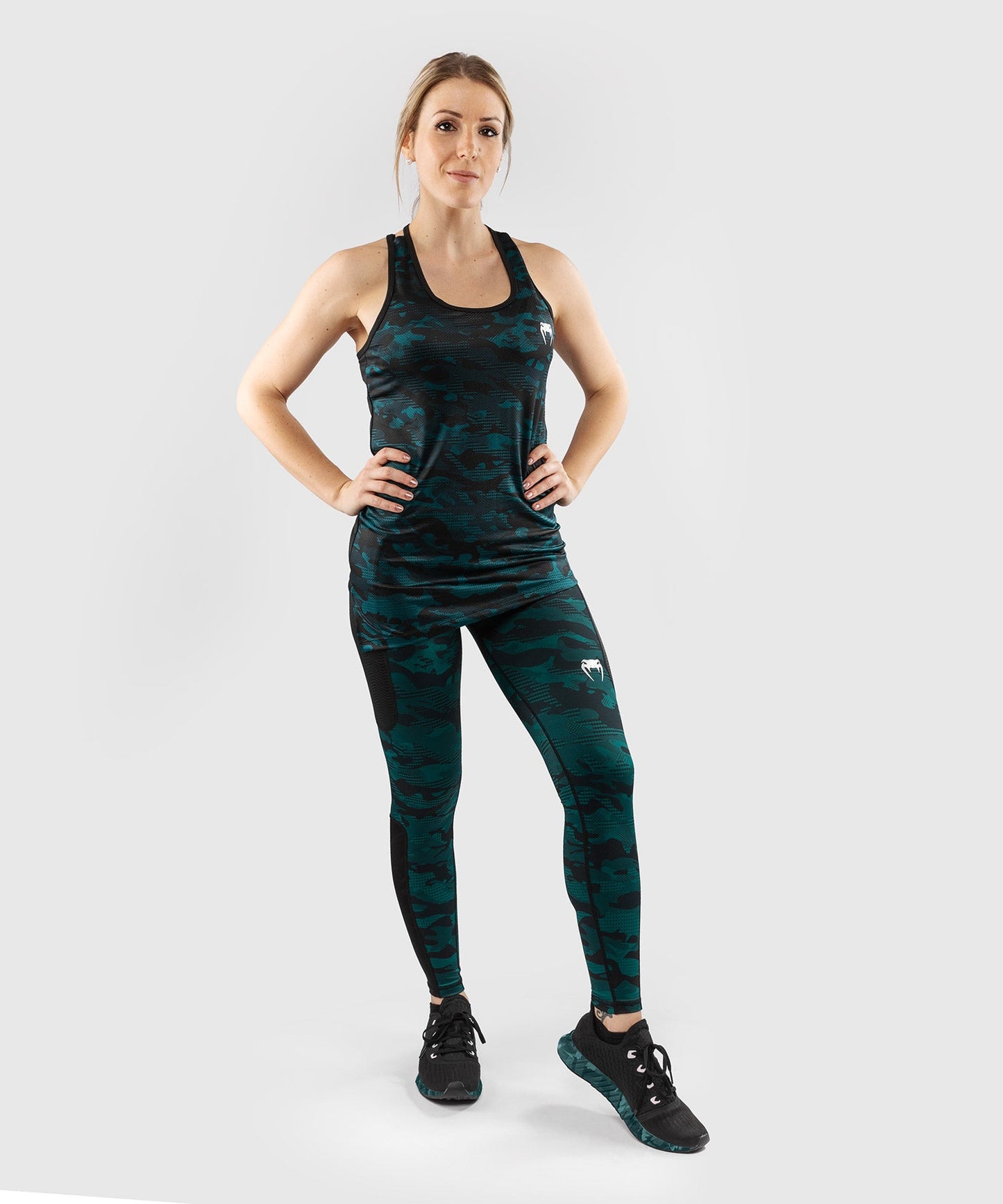 Venum Defender Tank Top - Black/Green