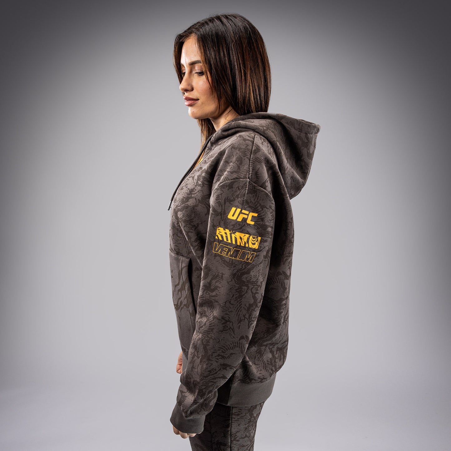 UFC Fusion by Venum Fight Week Women’s Pullover Hoodie - Earthen Brown