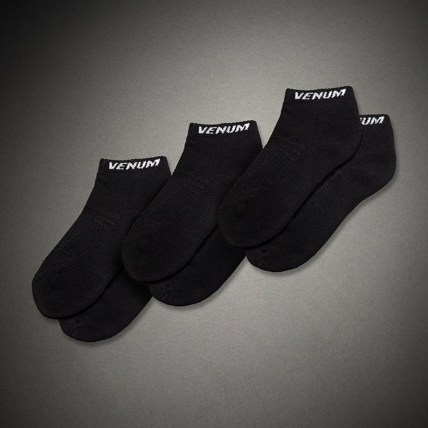 Venum Essential Ankle Socks (Set of 3 pairs) - Black/White