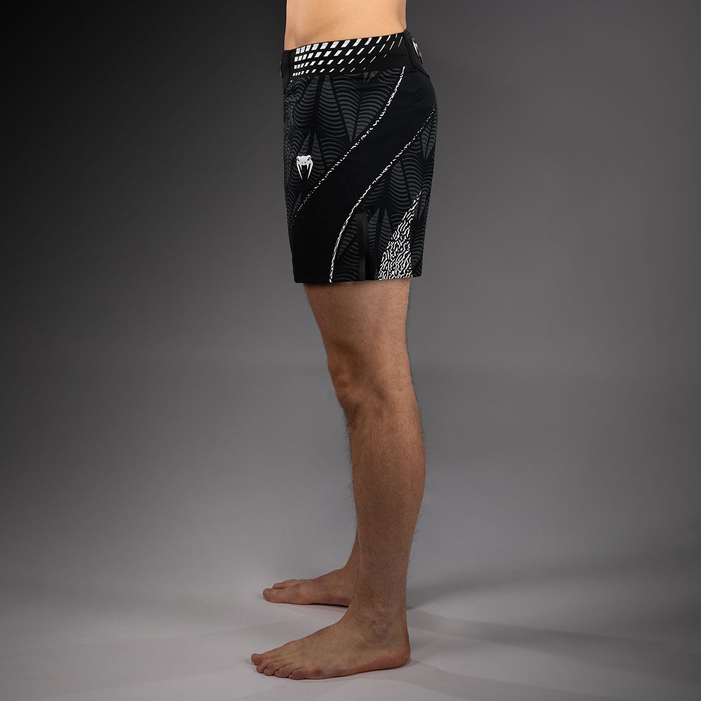 Men's UFC Zenith by Venum Black Authentic Fight Night Short Fit Fight Short