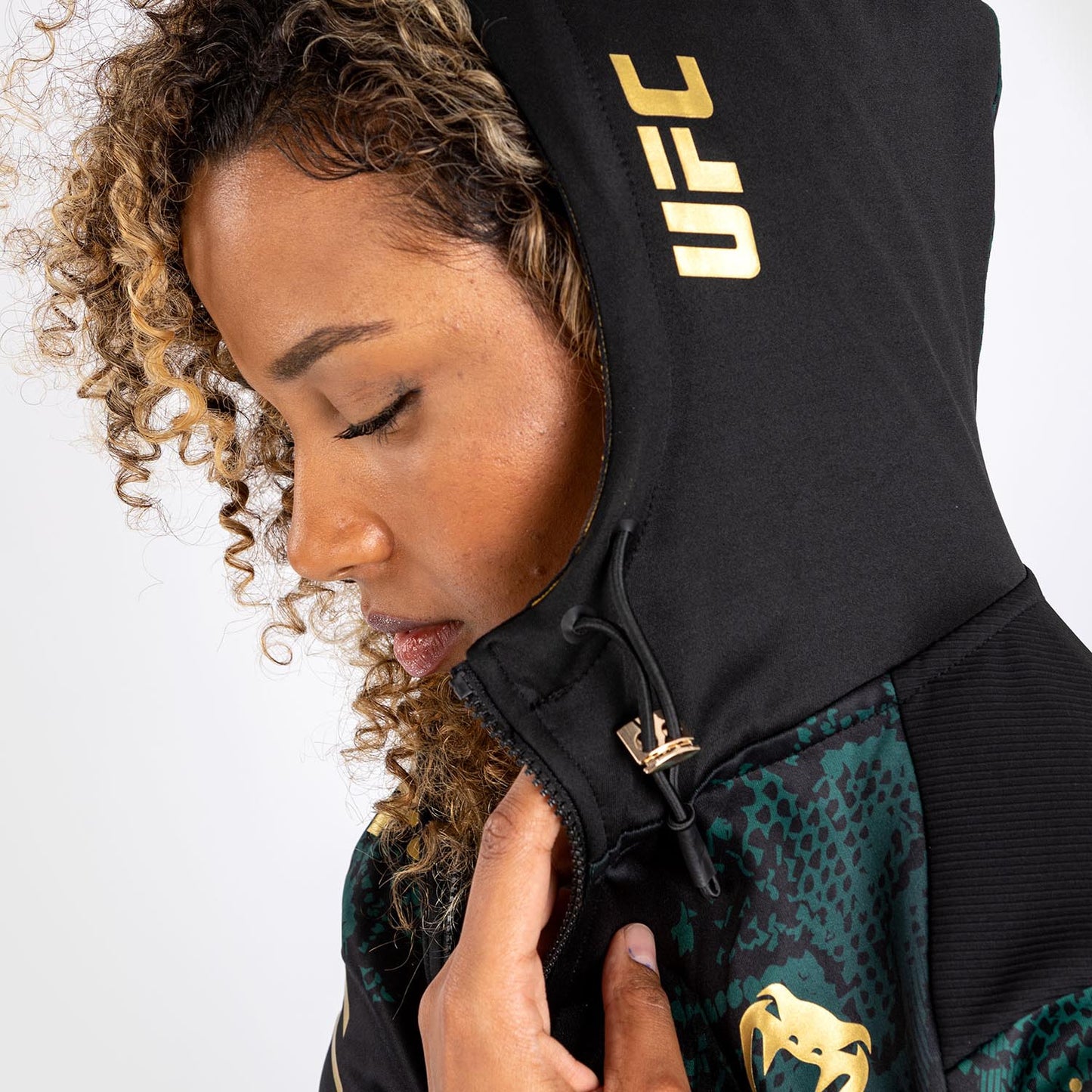 UFC Adrenaline by Venum Authentic Fight Night  Women’s Walkout Hoodie - Emerald Edition - Green/Black/Gold