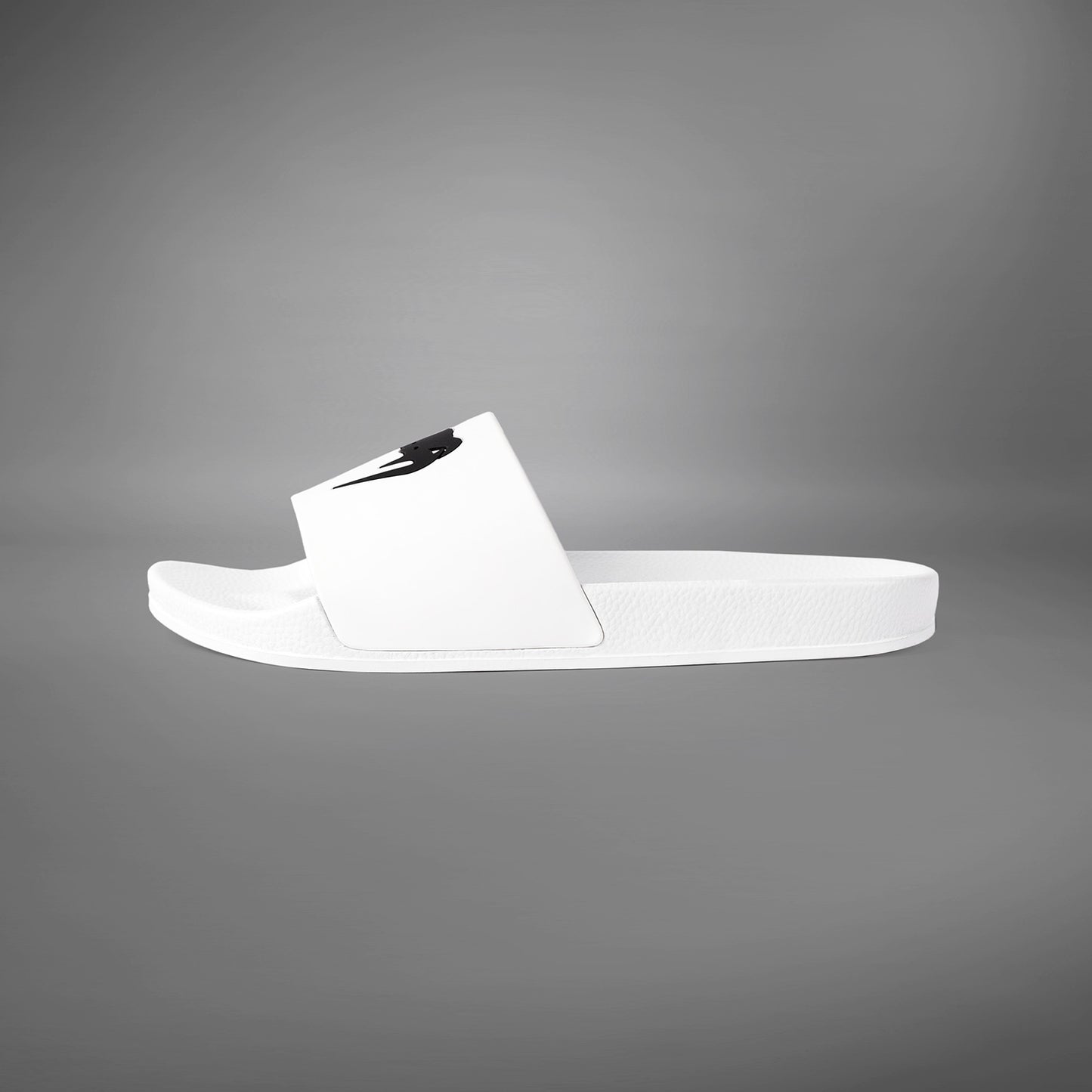 Venum Classic Slides - White/Black
