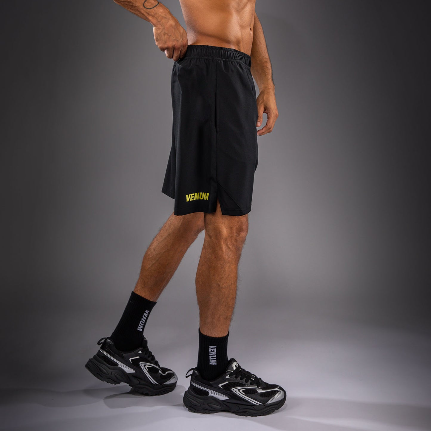 Venum Contender Training Shorts - Black/Gold