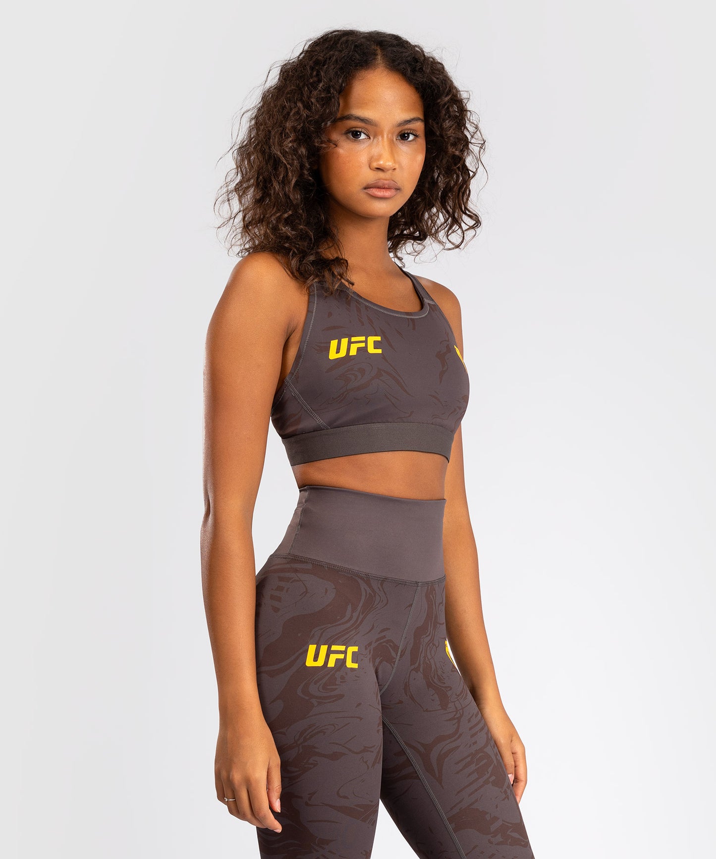 UFC Fusion by Venum Fight Week Women’s Sports Bra - Earthen Brown