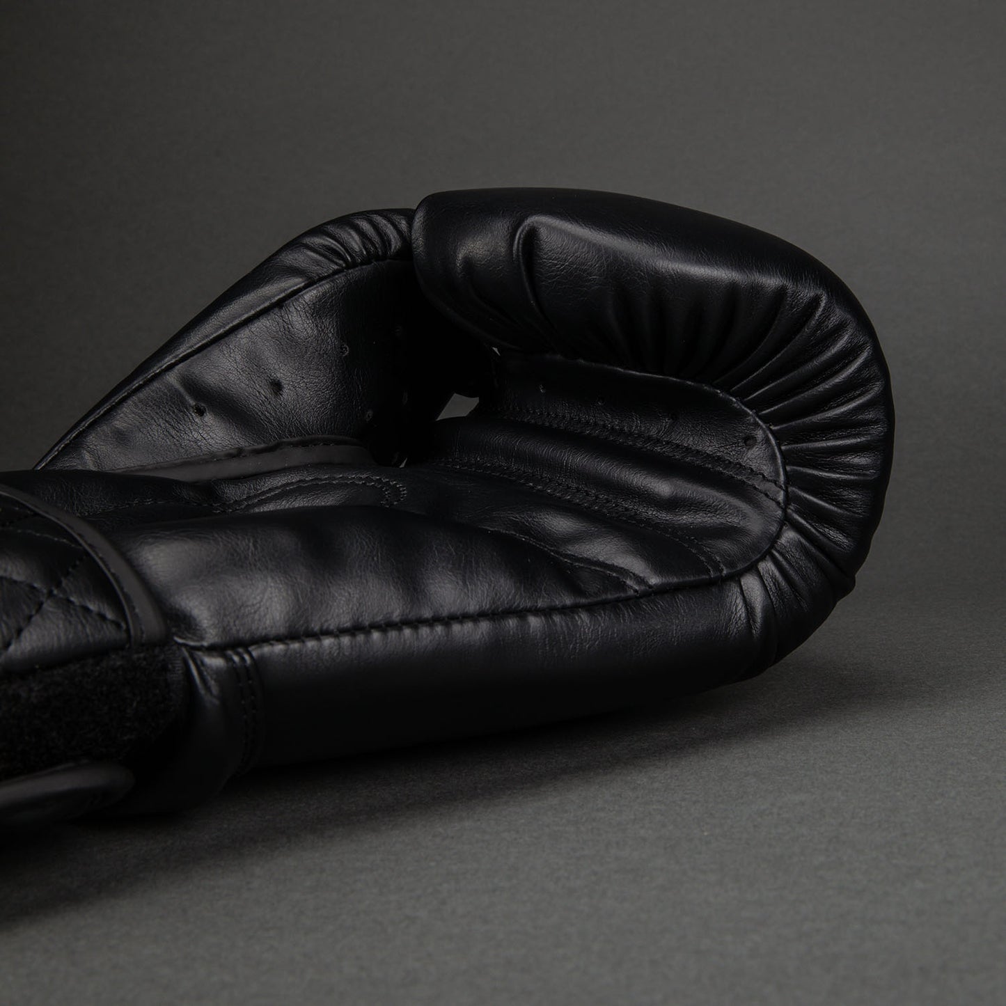 Venum Impact Classic Boxing Gloves - Black