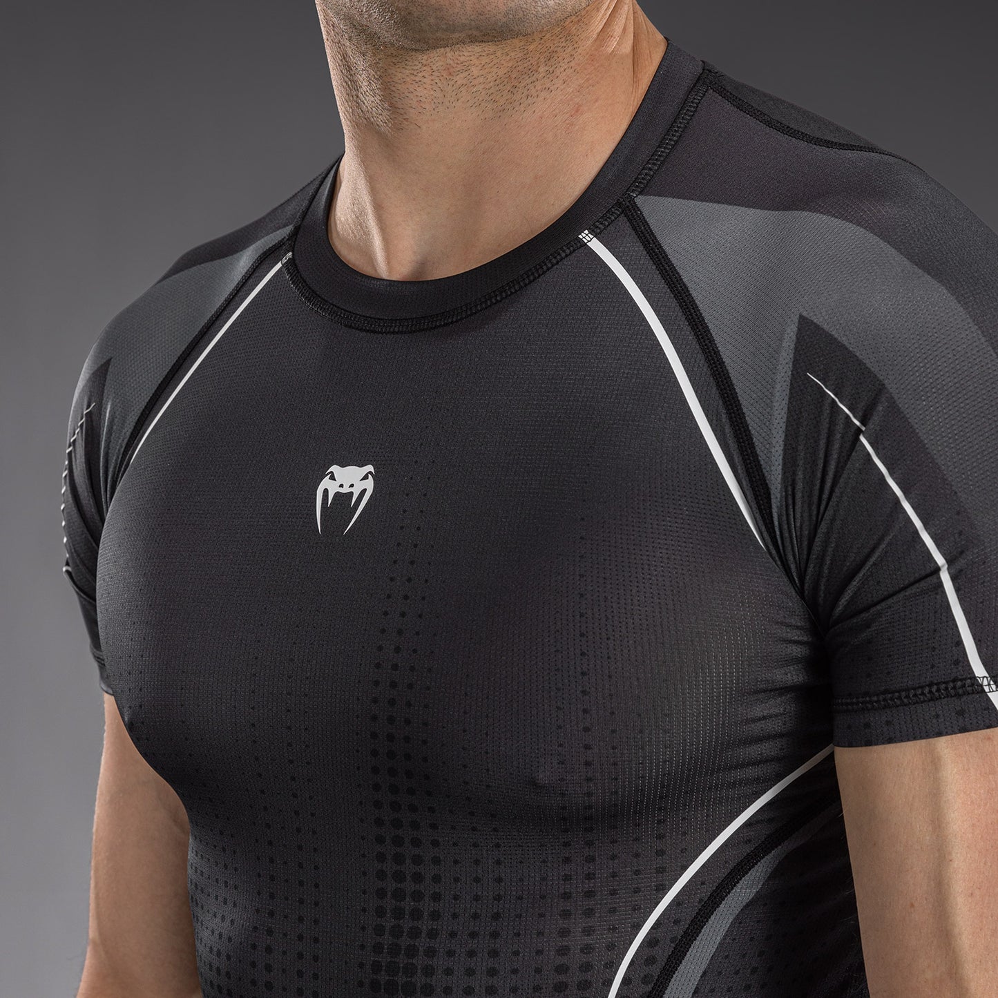 Venum Stealth Short Sleeve Rashguard - Black/White