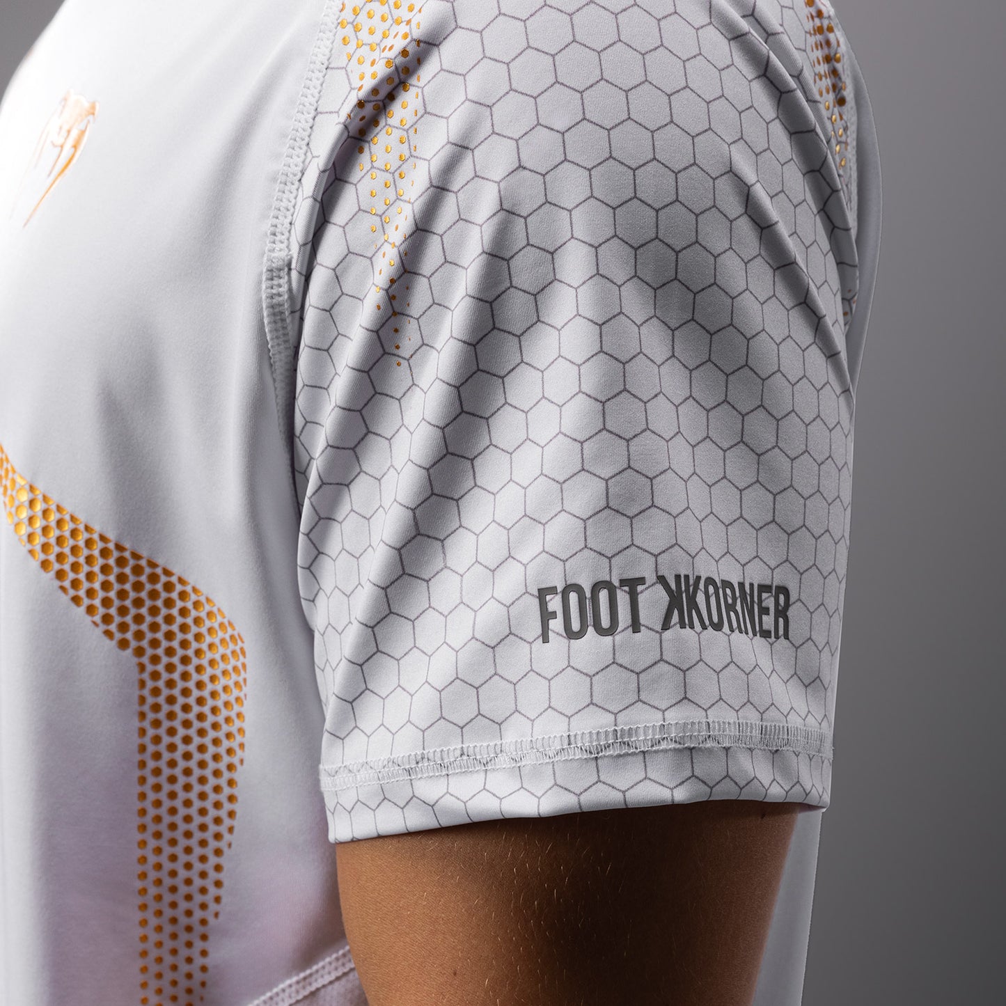FK x Venum Hexagone MMA T-shirt - White/Gold