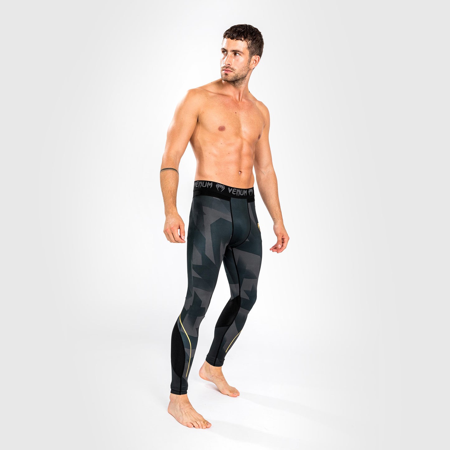 Venum Razor Spats - Black/Gold