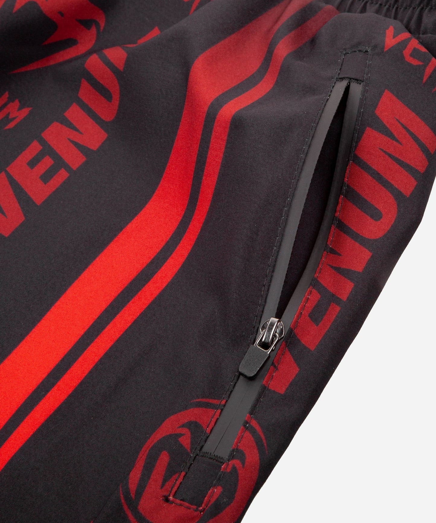 Venum Logos Training Shorts - Black/Red