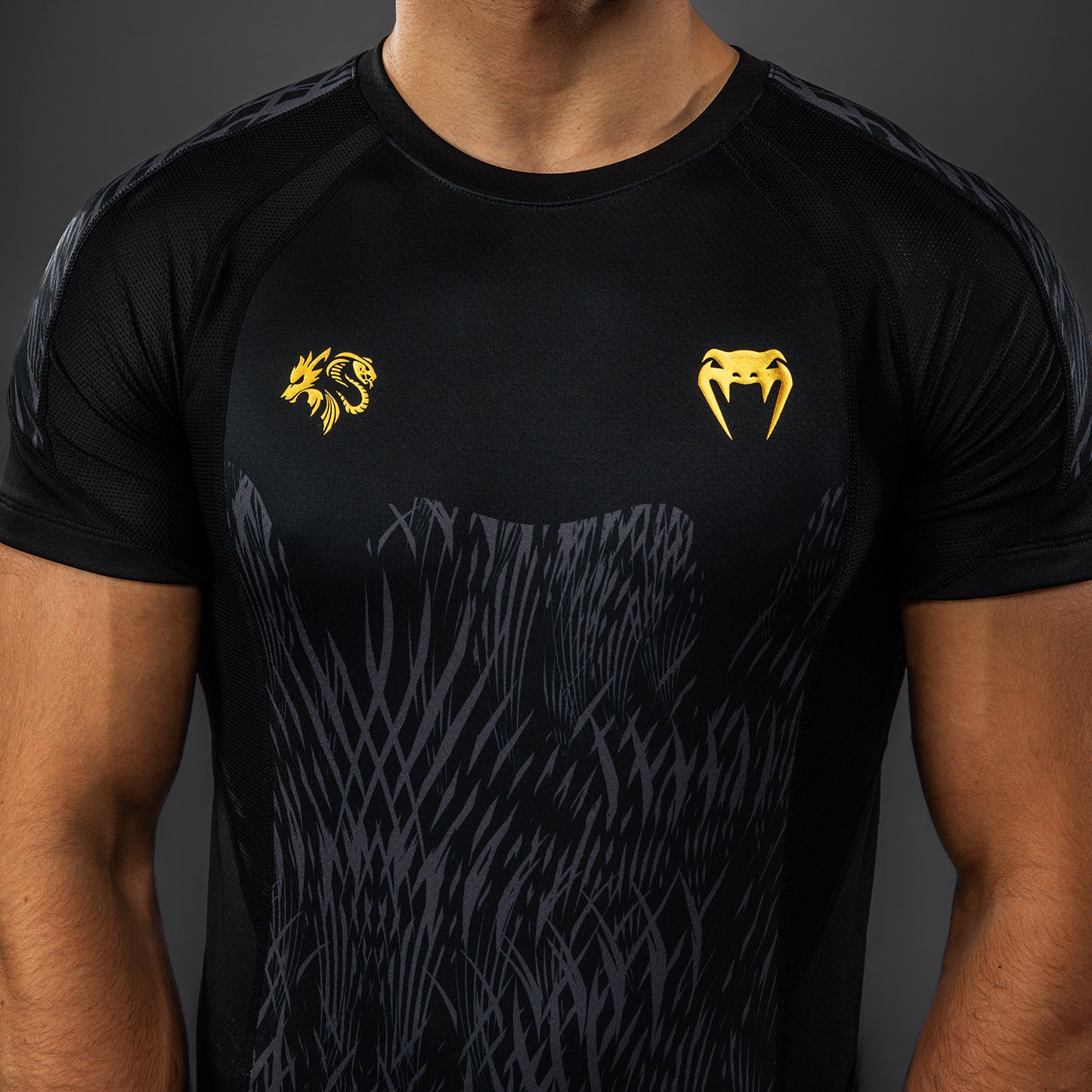 Venum x Chimaev Short Sleeve Rashguard - Black/Grey