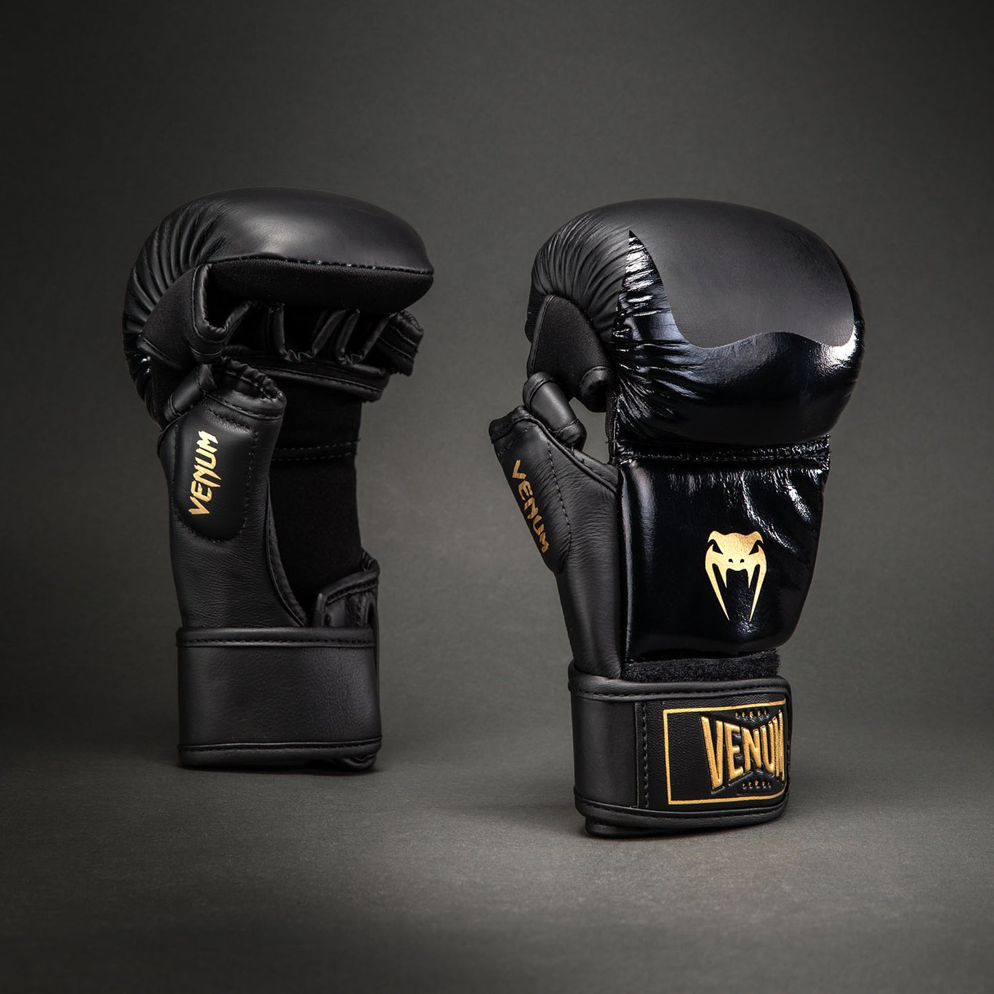 Venum Attack 2.0 Sparring Gloves Leather - Black/Gold