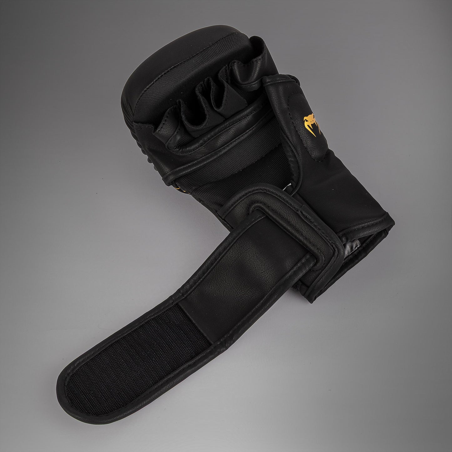 Venum Serpenti Sparring Gloves - Black/Silver/Gold