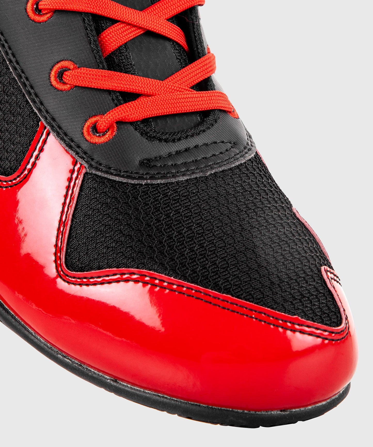 Venum Elite Boxing Shoes - Black/Red