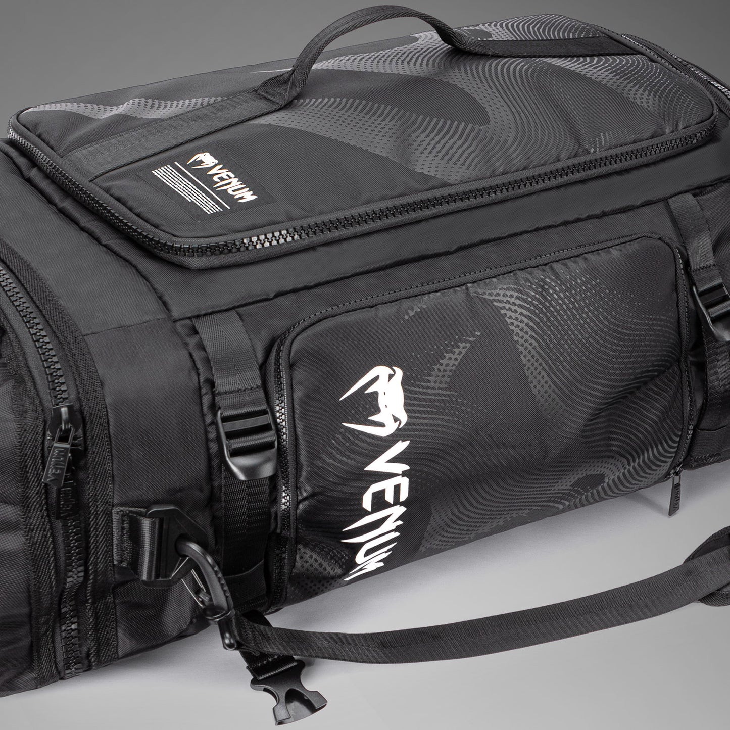 Venum Shockwave Convertible Sports Bag (48L) - Black