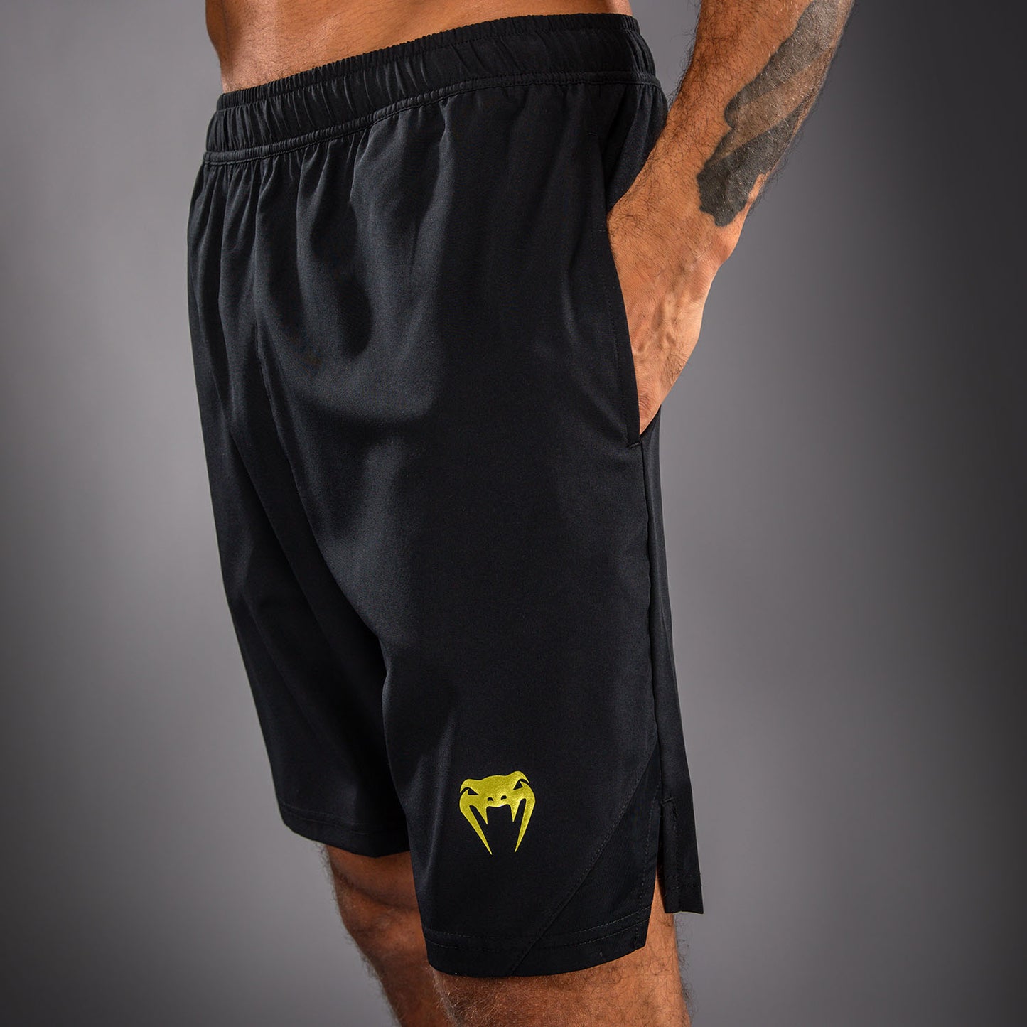 Venum Contender Training Shorts - Black/Gold