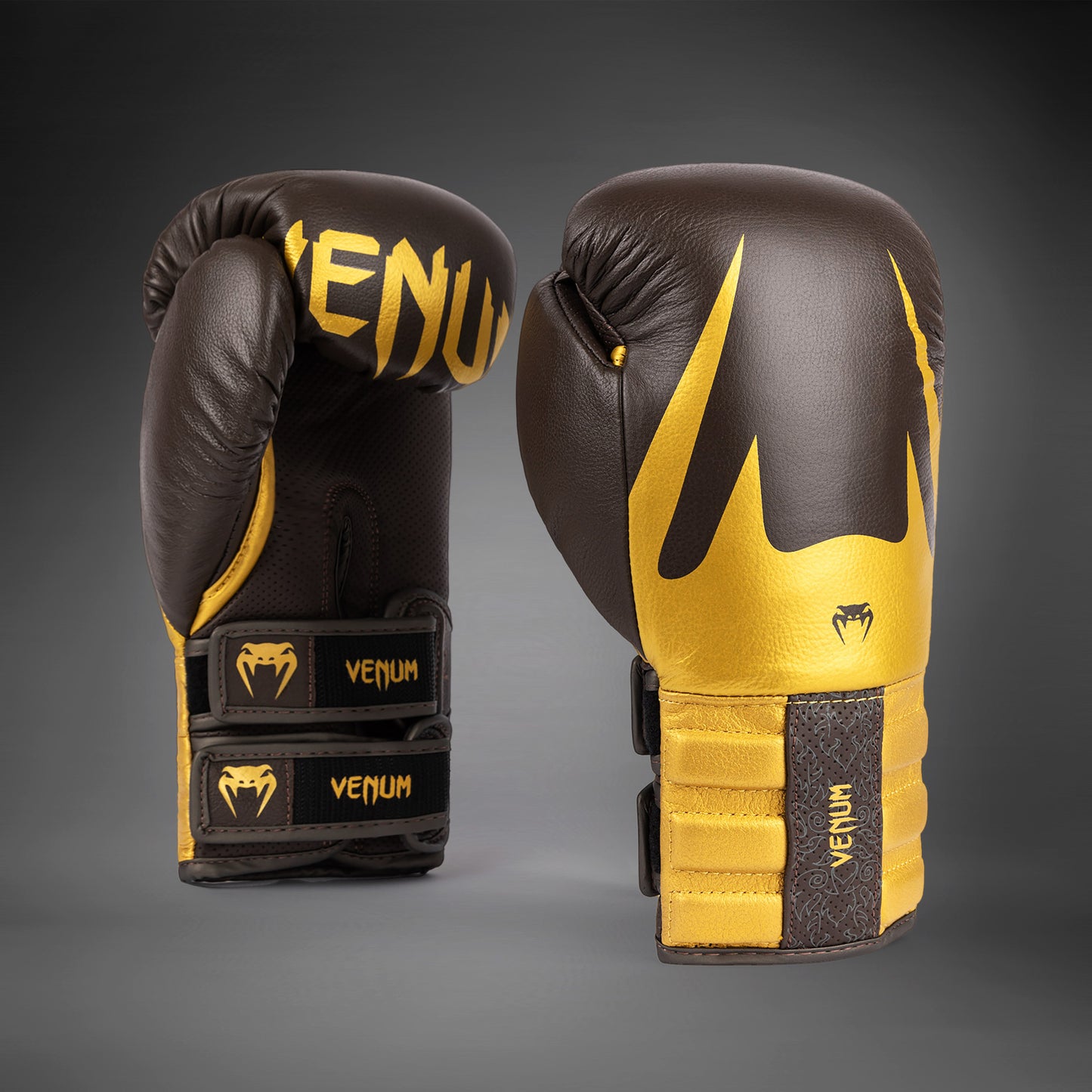 Venum Reverso Boxing Gloves - Chocolate/Gold