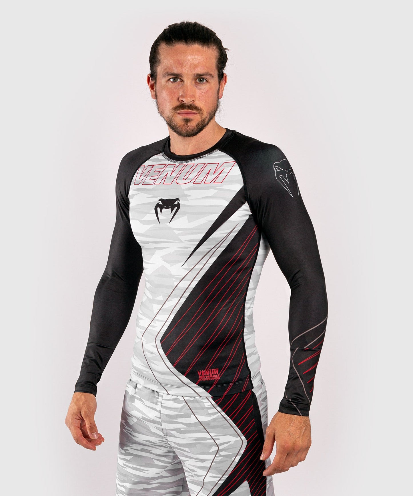 Venum Contender 5.0 Rashguard - Long sleeves - White/Camo