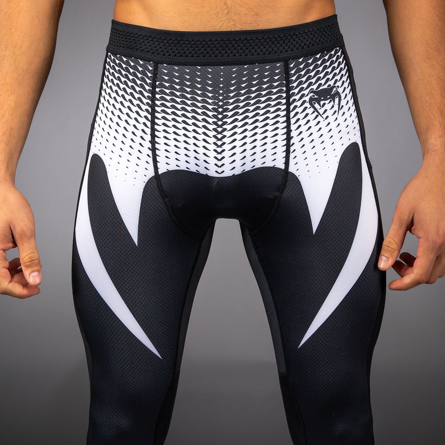 Venum No Gi Spats - Black/White