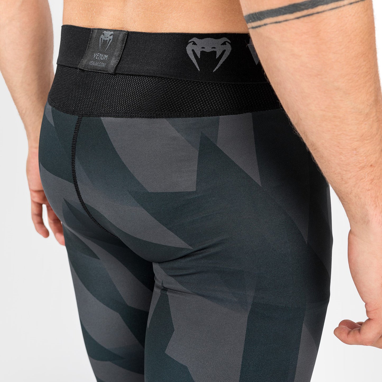 Venum Razor Spats - Black/Gold