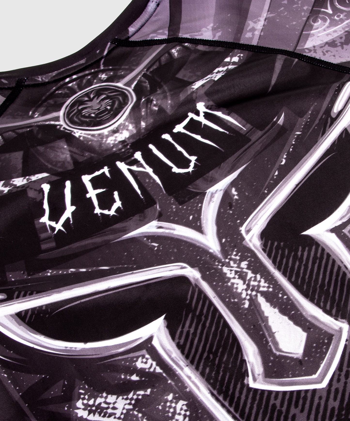 Venum Gladiator 3.0 Rashguard - Long Sleeves - Black/White