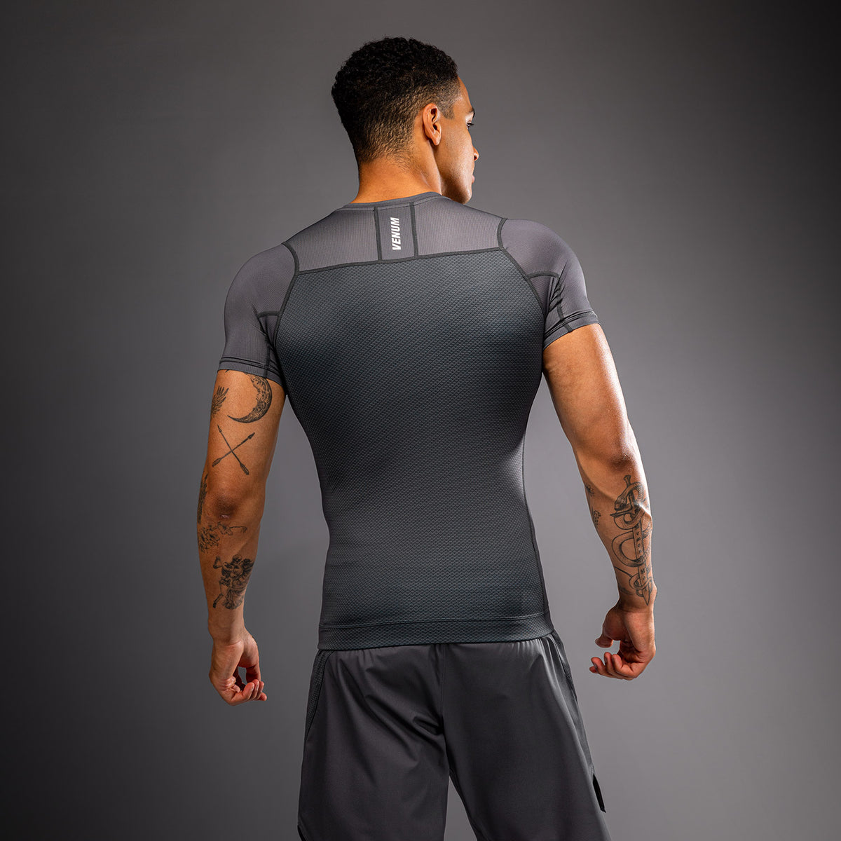 Venum G-Fit Scale Short Sleeve Rashguard - Grey