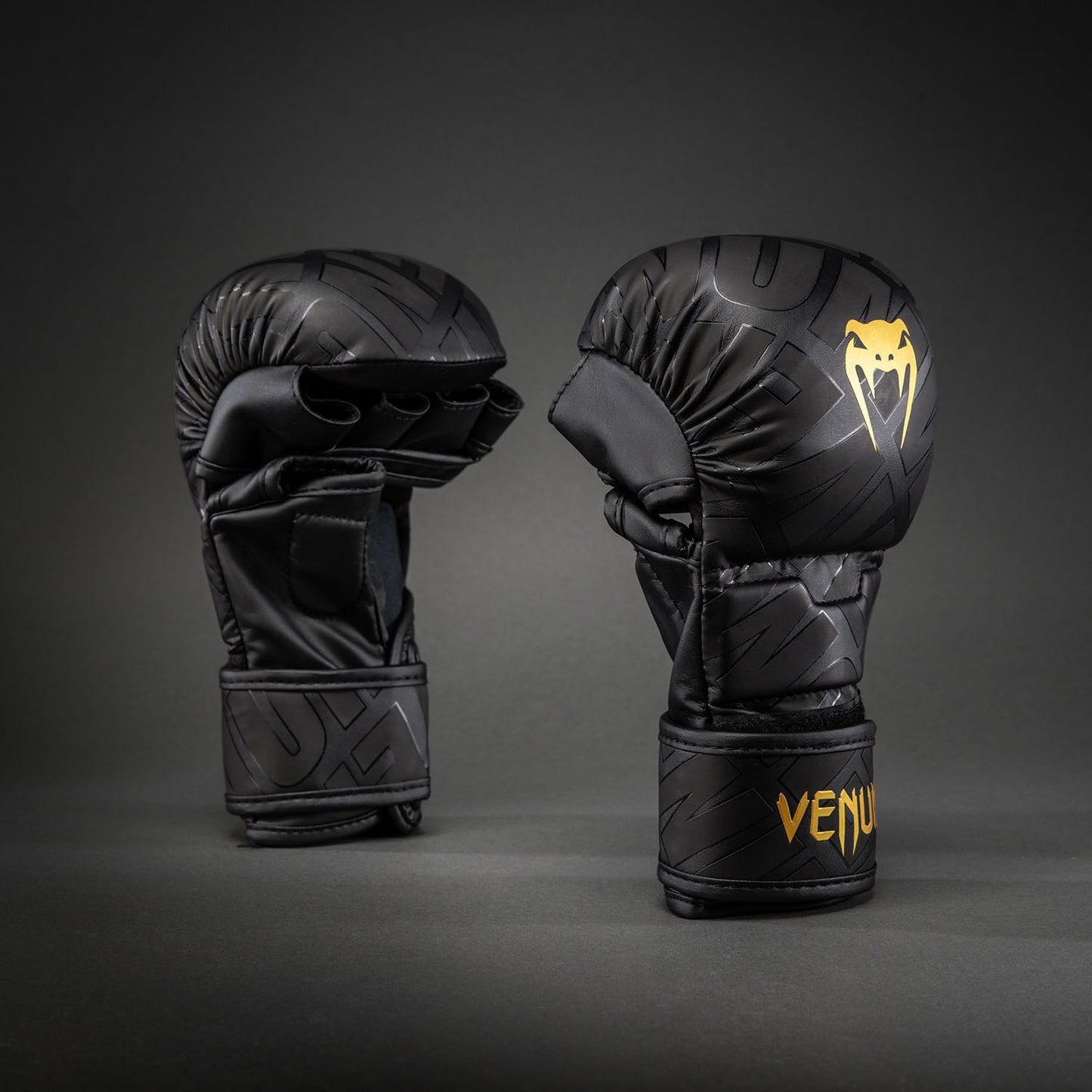Venum Contender 1.5 XT 3D Sparring Gloves - Black/Gold