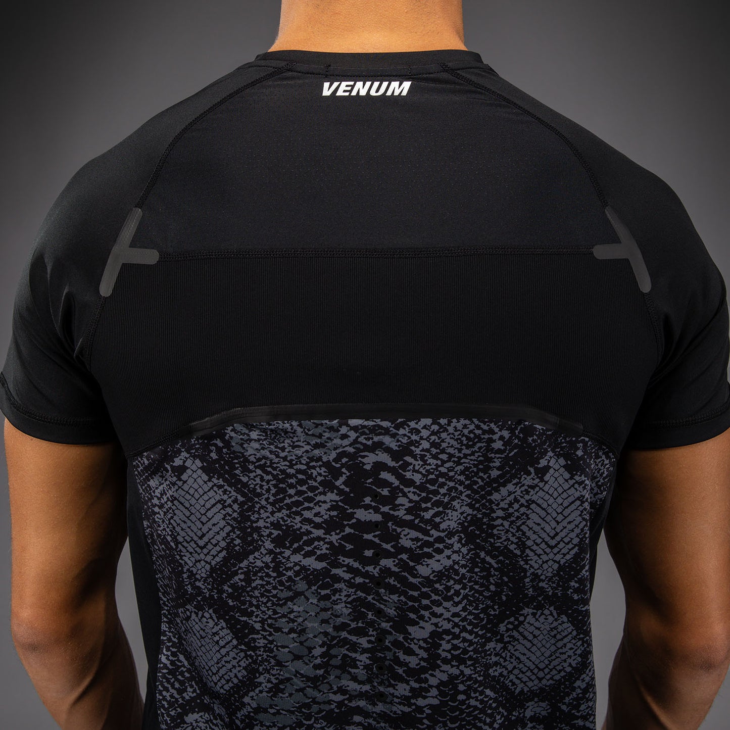 Venum G-Fit Scales Dry-Tech T-Shirt - Black/ Charcoal Grey