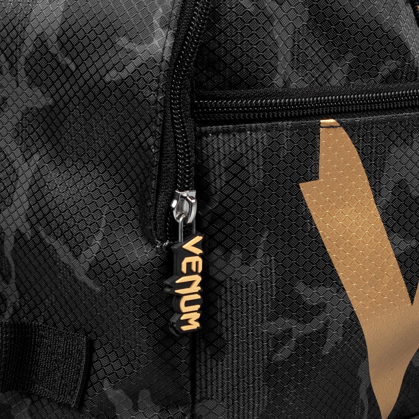 Venum Sparring Sport Bag - Dark camo/Gold