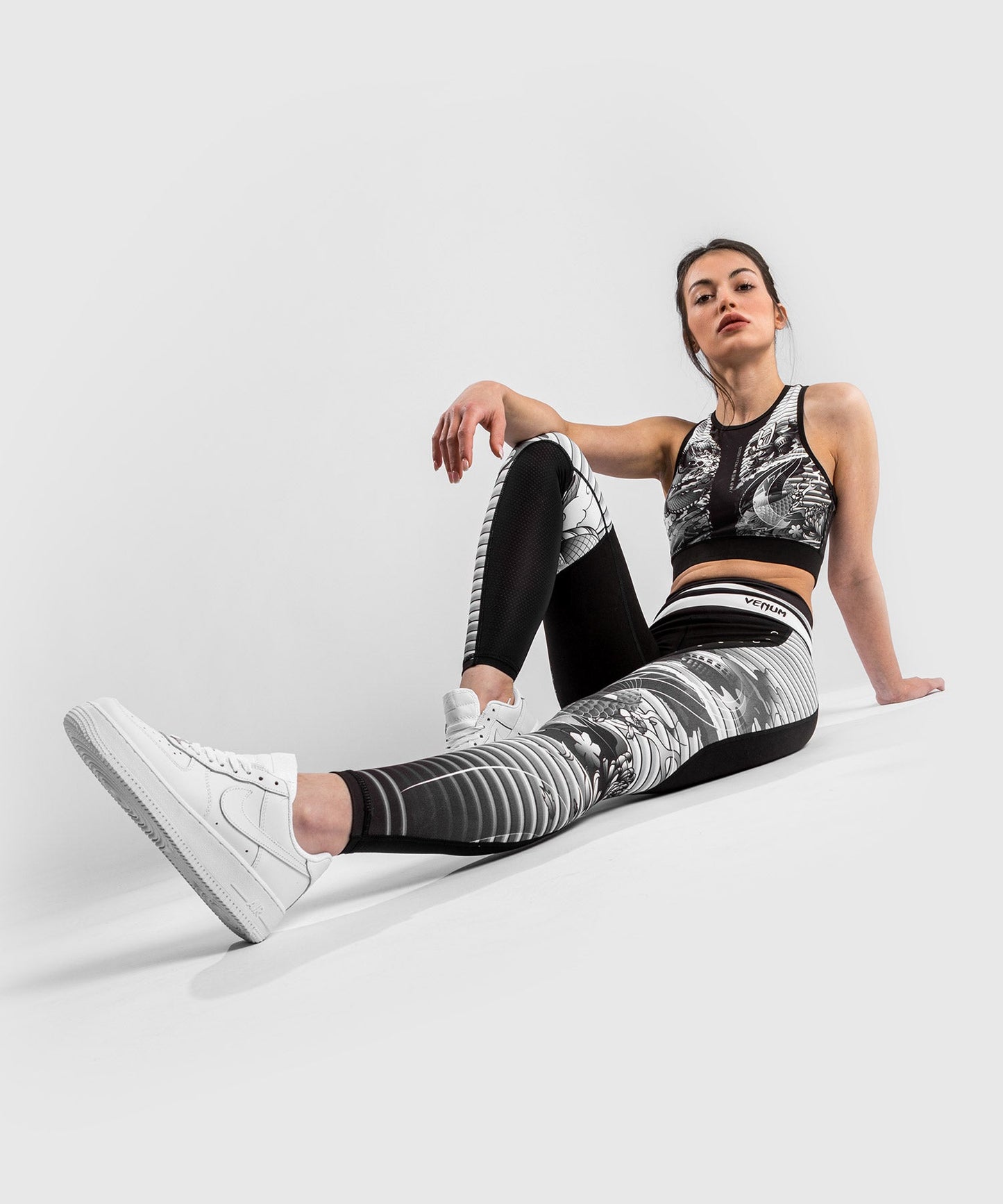 Venum YKZ21 Sport Bra – Black/White