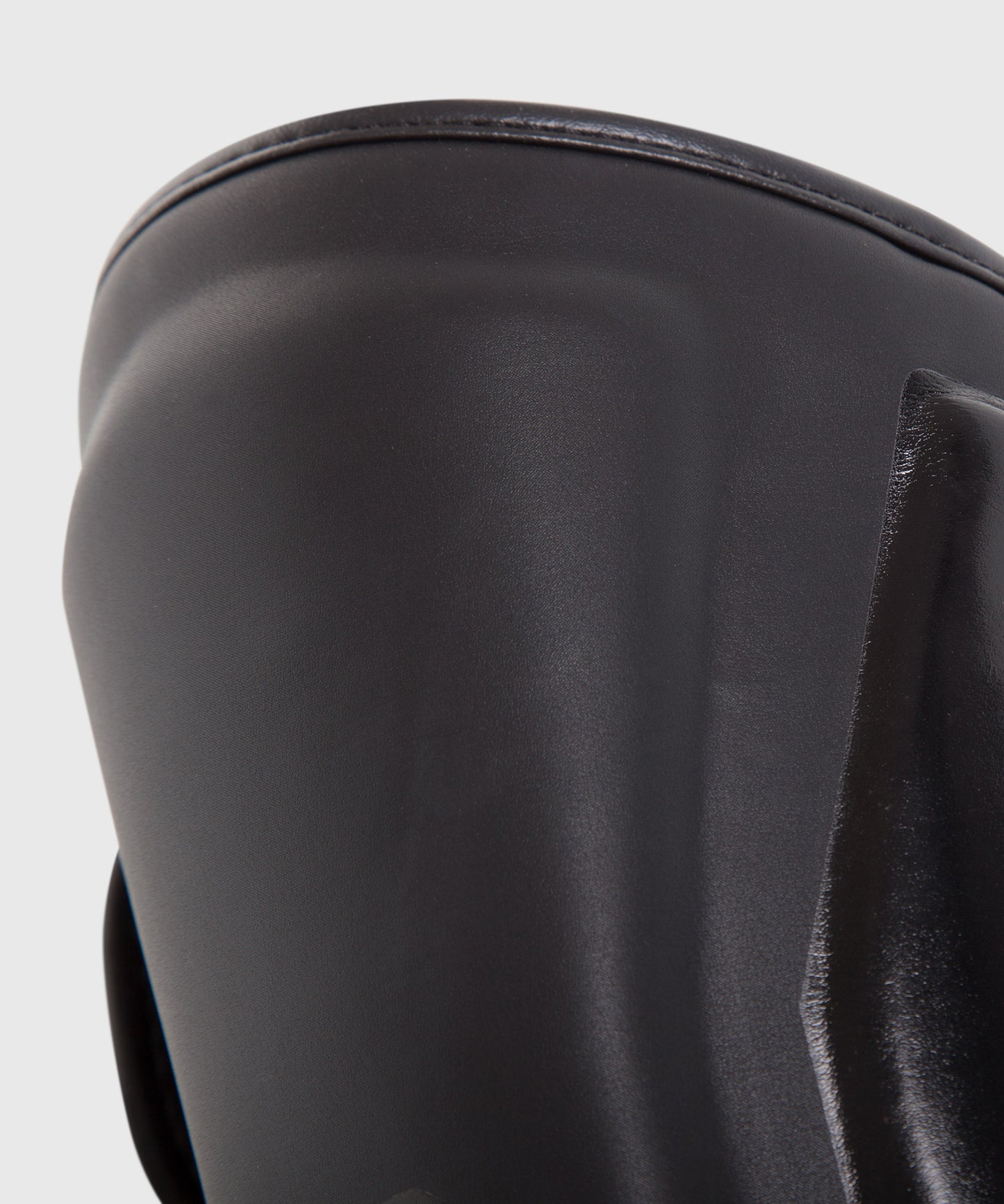 Venum Elite Standup Shin Guards - Matte/Black