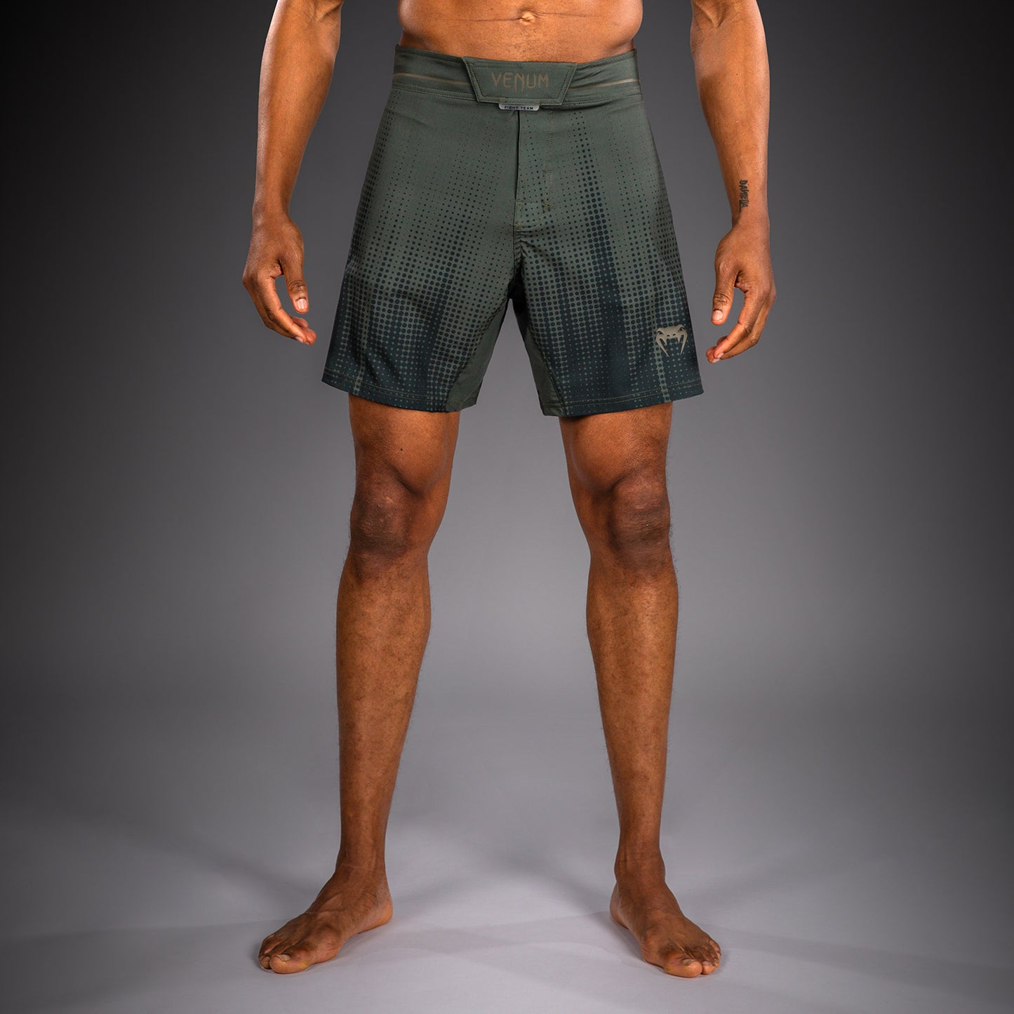 Venum Stealth Fightshorts - Khaki/Dark Green
