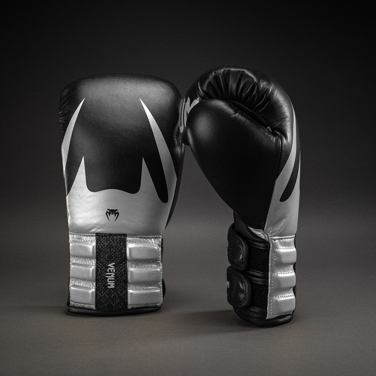 Venum Reverso Boxing Gloves – Black/Silver