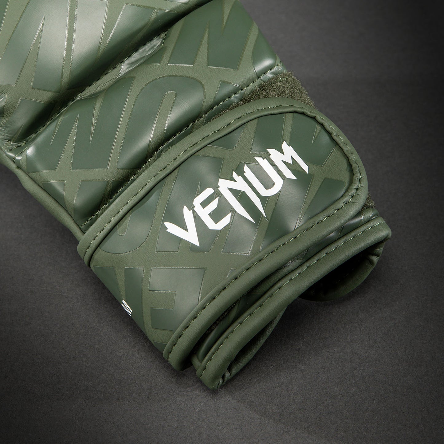 Venum Contender 1.5 XT 3D Sparring Gloves - Khaki