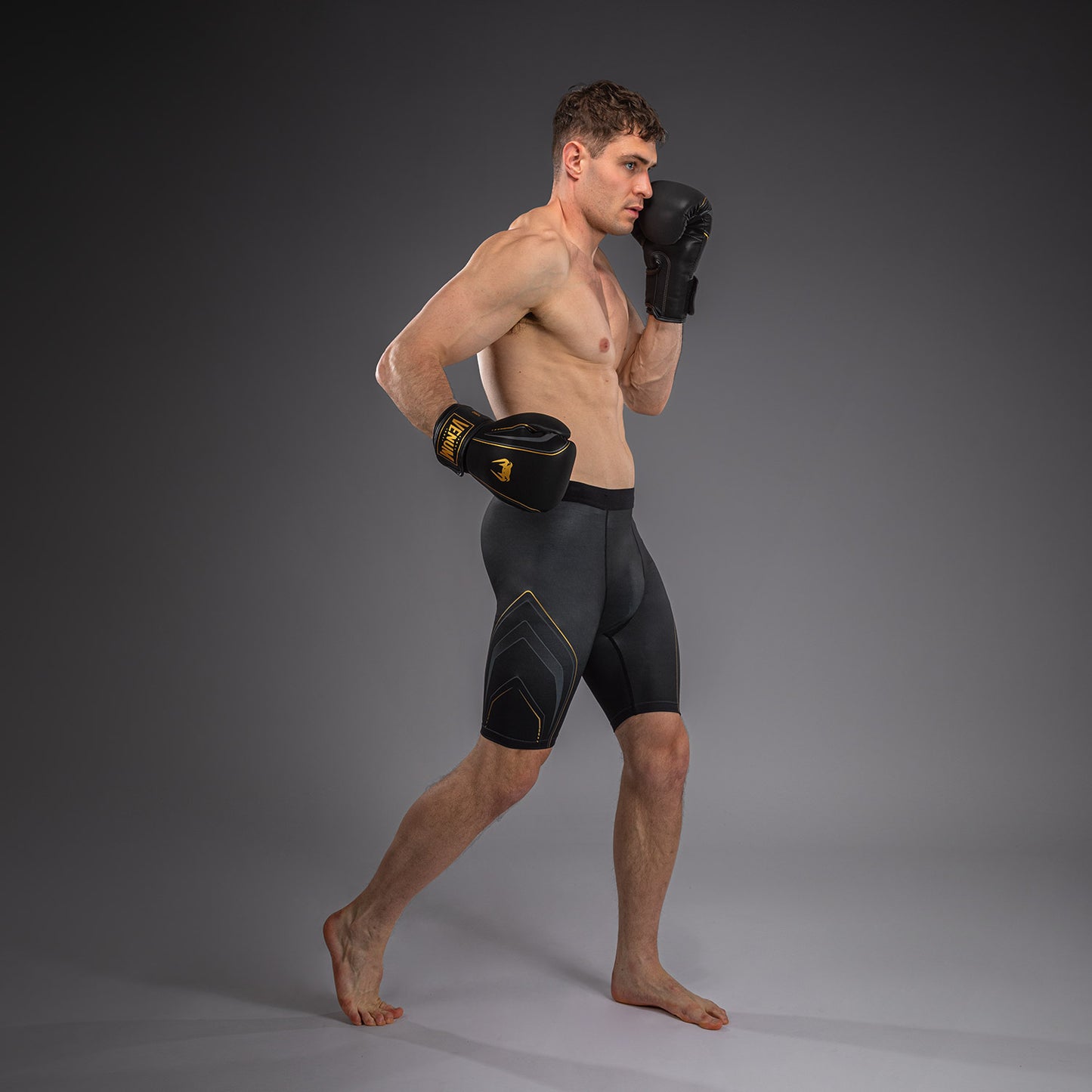 Venum Streamline Vale Tudo Shorts - Black/Gold