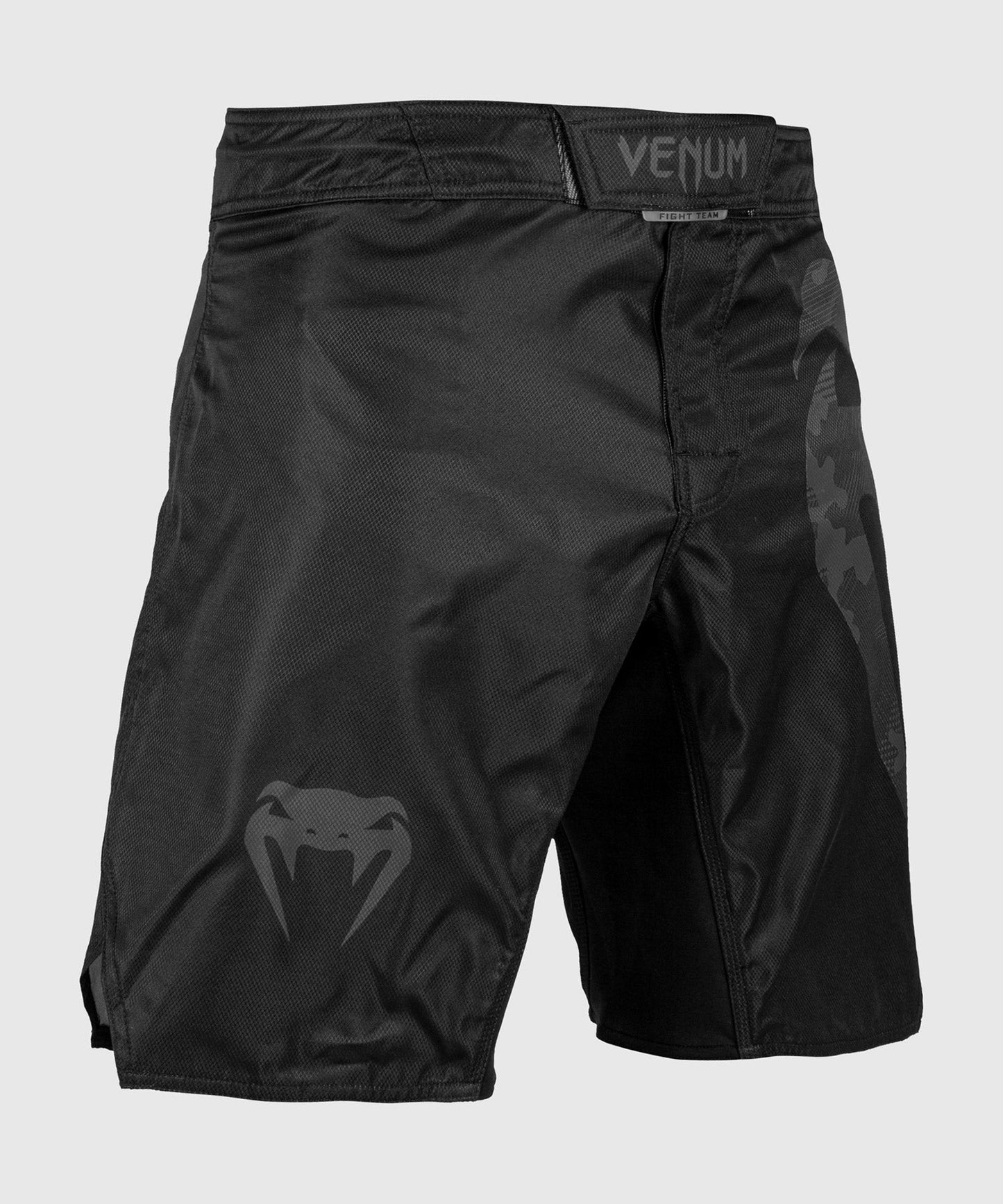 Venum Light 3.0 Fightshorts - Black/Dark camo