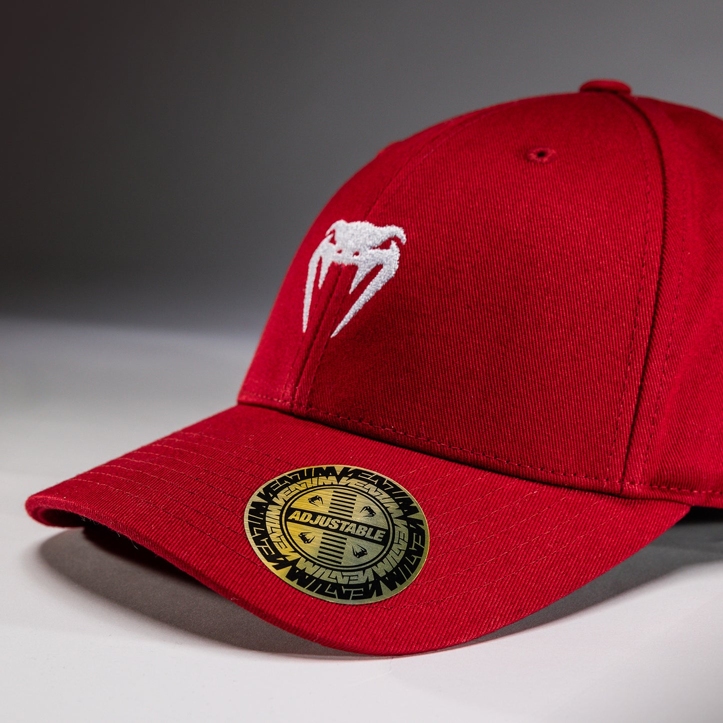 Venum Classic 2.0 Cap - Cherry Red
