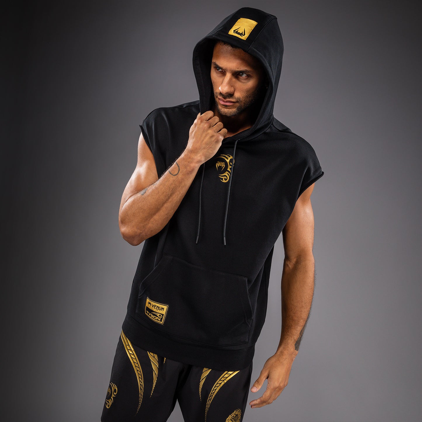 Venum x Mike Tyson Tiger Sleeveless Hoodie - Black/Gold