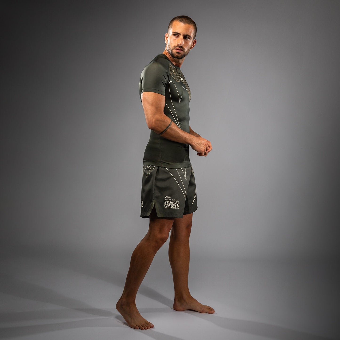 Venum Serpenti Short Sleeve Rashguard - Khaki/Bronze/Ivory