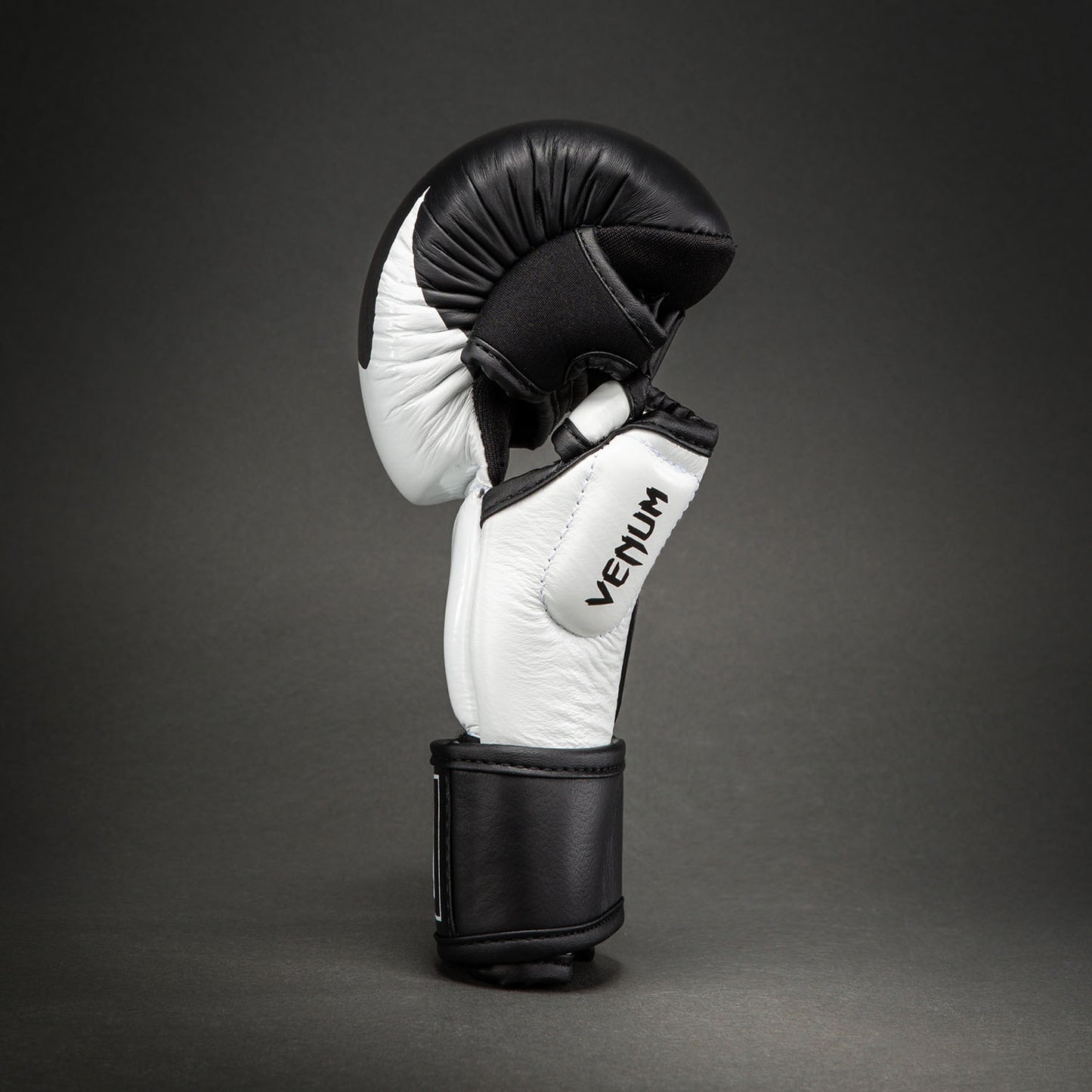 Venum Attack 2.0 Sparring Gloves Leather - Black/White