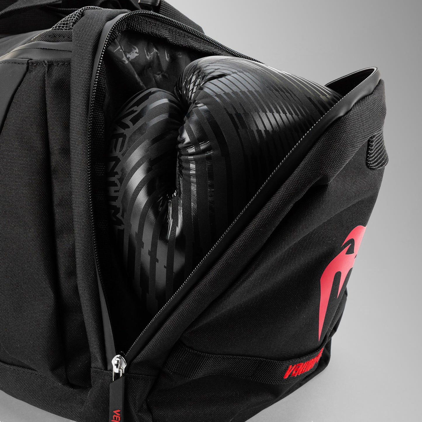 Venum Trainer Lite Evo Sports Bags  - Black/Red